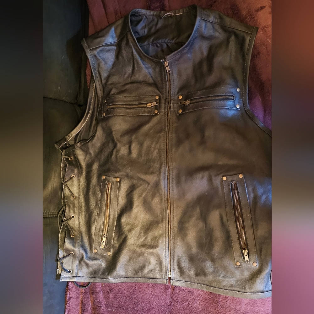 Black Jackets4Bikes Leather Vest